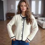 Damen kuschelige Strickjacke mit dekorativen Knopfdetails und Bindeverschluss R&B