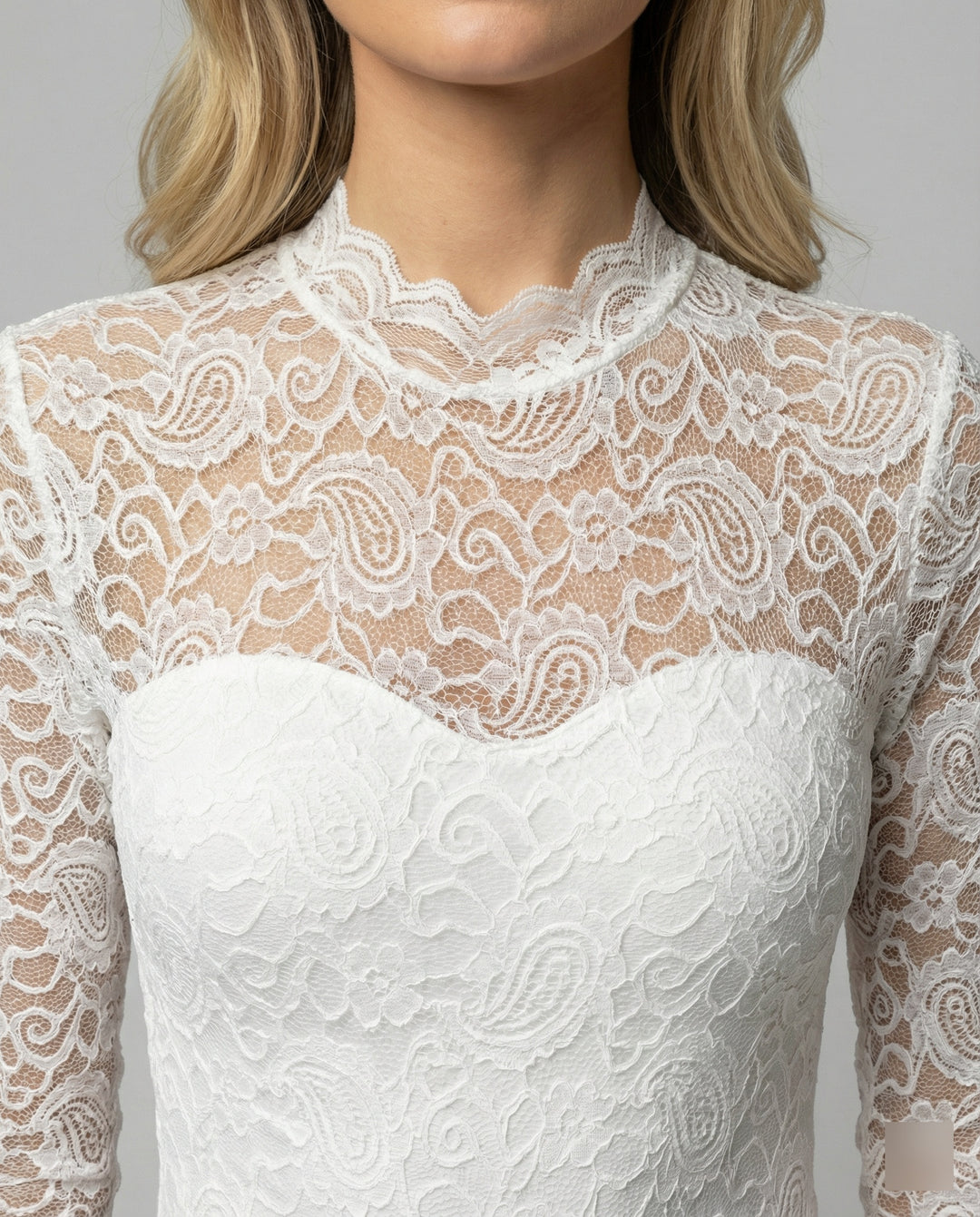 Damen Spitzenshirt mit elegantem hohem Kragen und langem Arm R&B