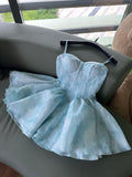 Damen Cocktailkleid mit trägerlosem Oberteil und schwingendem Tüllrock R&B