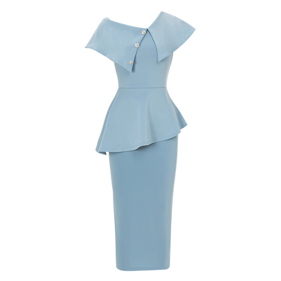 Damen Elegantes Off-Shoulder Kleid mit schickem Volant-Saum und Knopfdetail R&B
