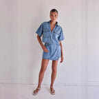 Damen Denim-Crop-Hemd mit aufgesetzten Taschen und passendem Rock R&B