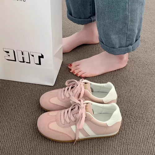 Damen Sneakers mit innovativem Design und atmungsaktiver Oberflächenstruktur R&B