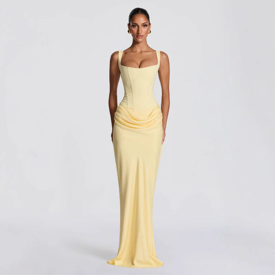 Damen Elegantes Maxikleid mit figurformendem Schnitt und zarten Drapierungen R&B