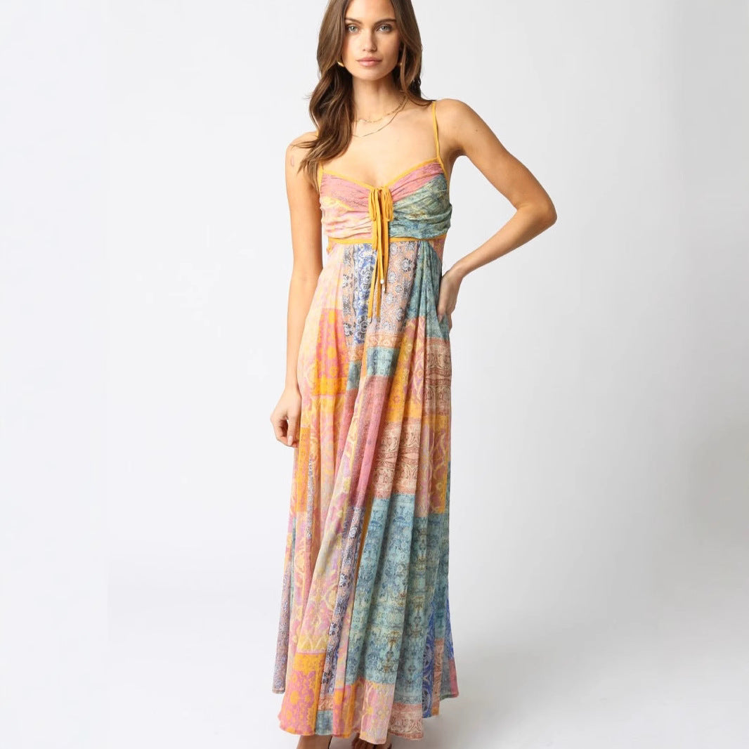 Damen Maxikleid mit floralem Patchwork-Design und verstellbaren Spaghettiträgern Heidi-Mode