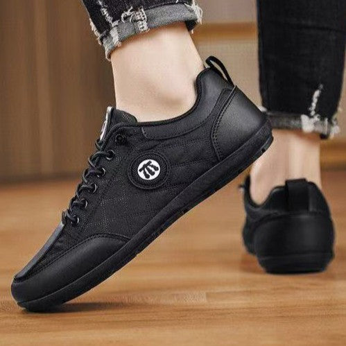 Damen FreizeitSneaker mit rutschfester Sohle und atmungsaktiver Obermaterialstruktur