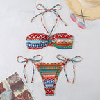 Damen Bandeau-Bikini mit verstellbaren BindR&Bändern und farbenfrohem Muster R&B