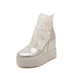 Damen Wedge-Pantoletten mit elegantem Spitzen-Design und transparenter Seite R&B