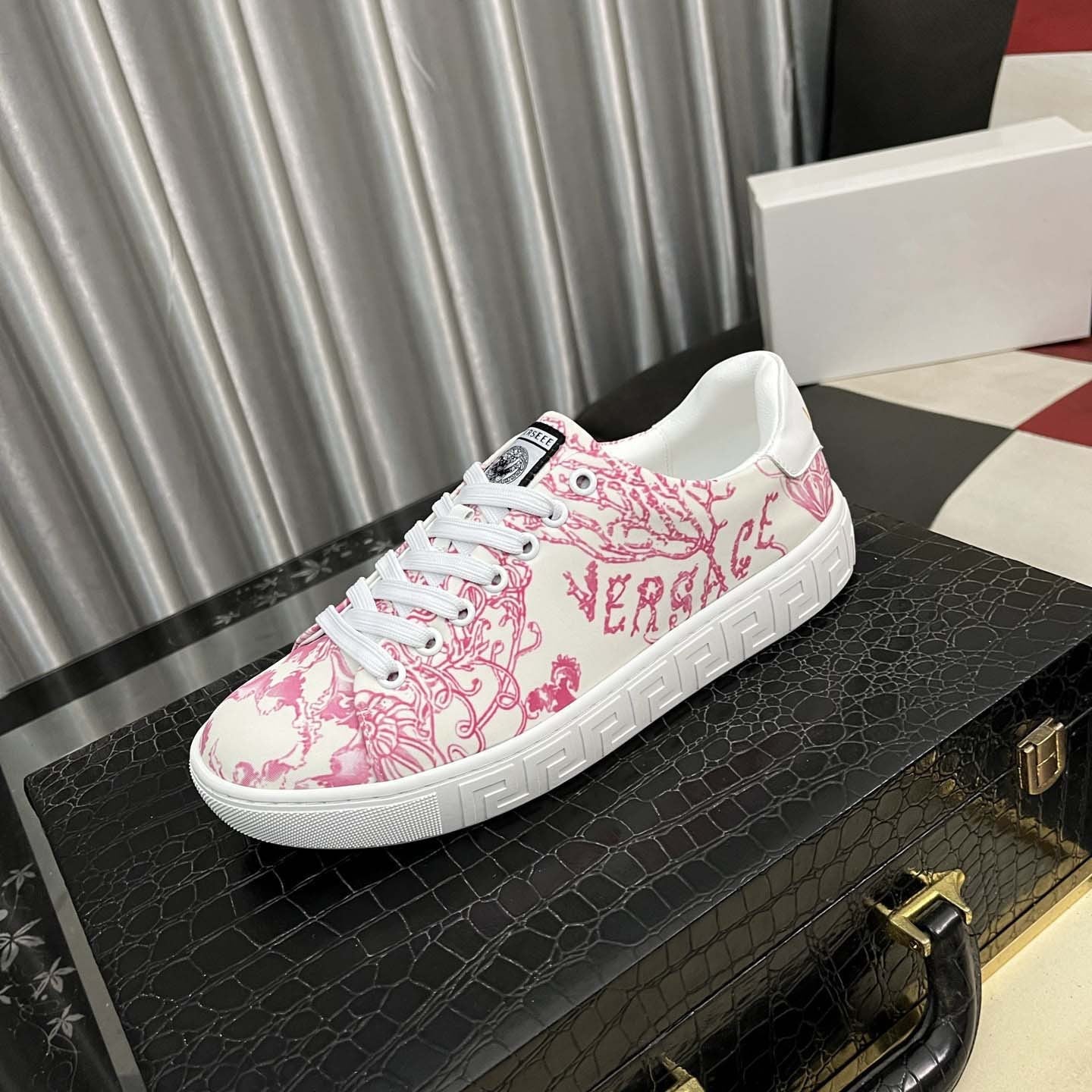 Damen Sneakers mit einzigartigem Grafik-Design und komfortabler Dämpfung R&B