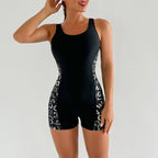 Damen sportlicher Schwimmanzug mit grafischen Akzenten R&B