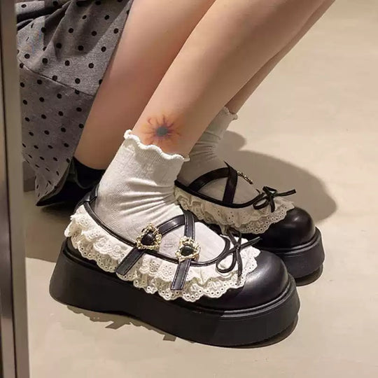 Damen Plateau-Schuhe mit verspieltem Rüschendesign und eleganten Akzenten R&B