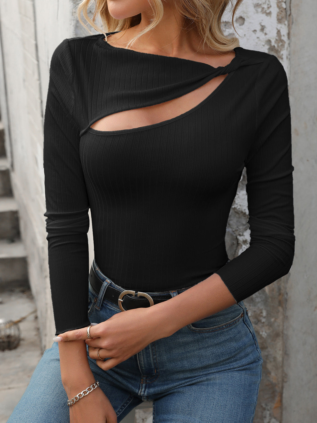 Damen Langarmshirt mit asymmetrischem Schnitt und dekorativem Ausschnitt R&B