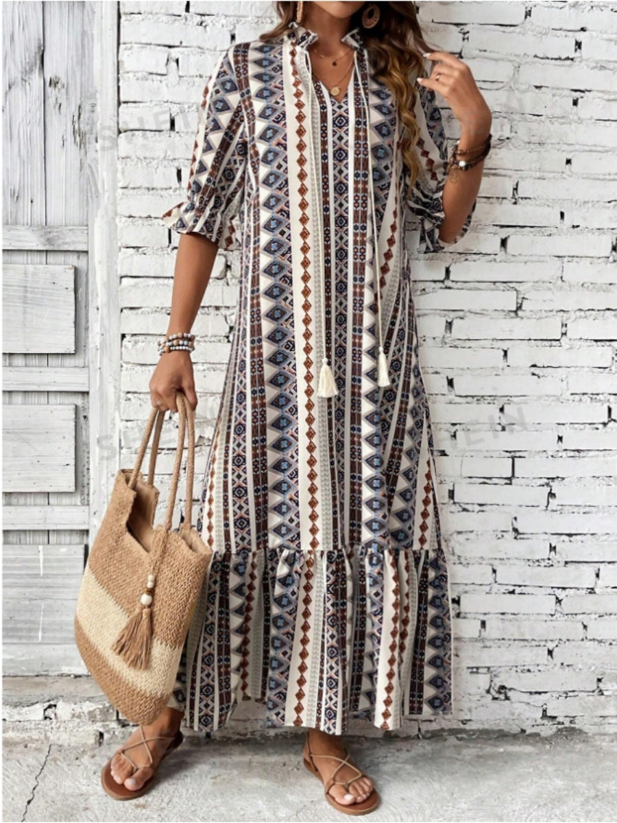 Damen Maxikleid mit grafischem Muster und detailreichen Volants R&B