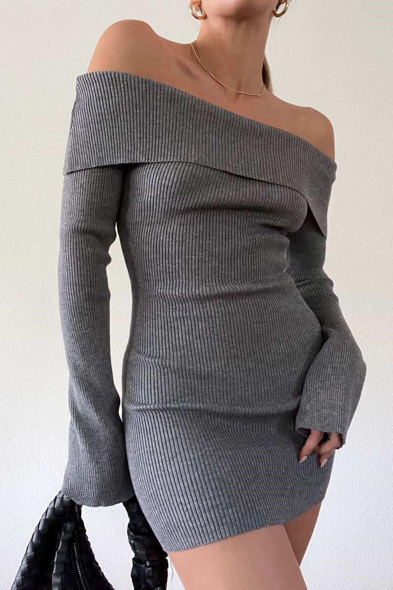 Damen figurbetontes, off-shoulder Strickkleid mit langen Ärmeln R&B