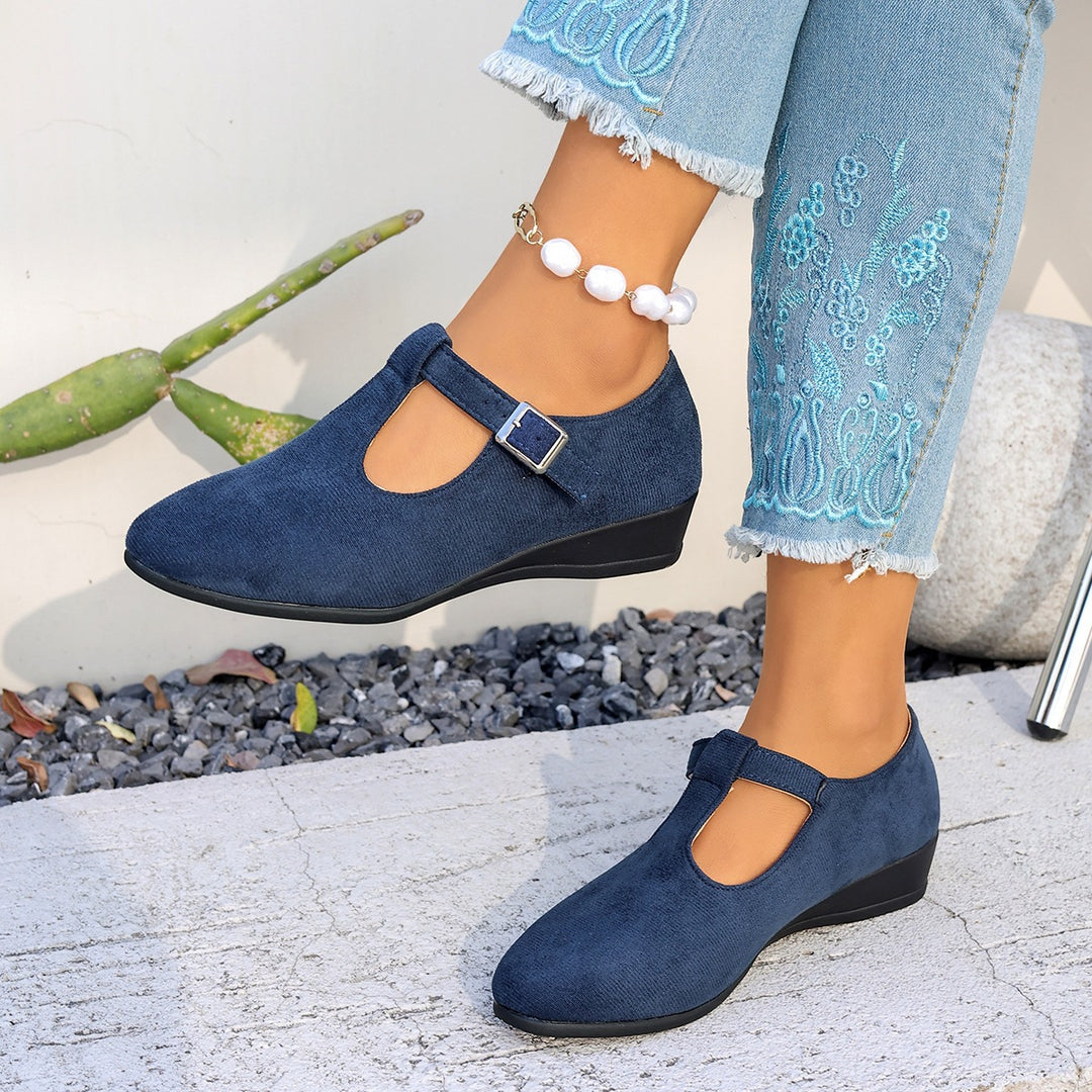 Damen Halbschuhe mit elegantem Riemendesign R&B