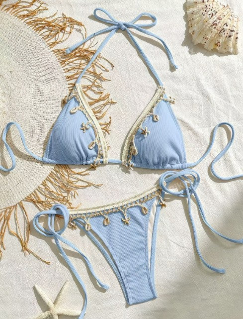 Damen Triangel-Bikini mit dekorativen Schnürdetails und zarten Rüschenelementen R&B