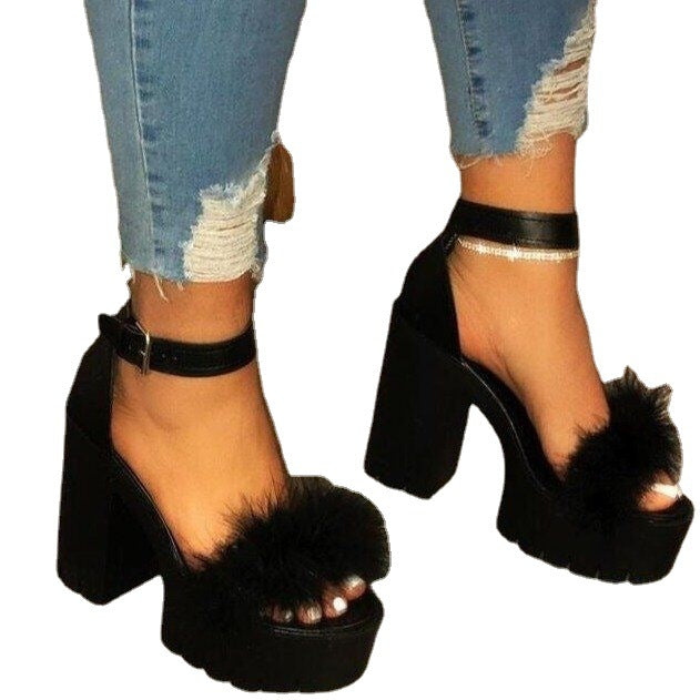 Damen Plateauschuhe mit extravagantem Feder-Detail und knalligem Design R&B