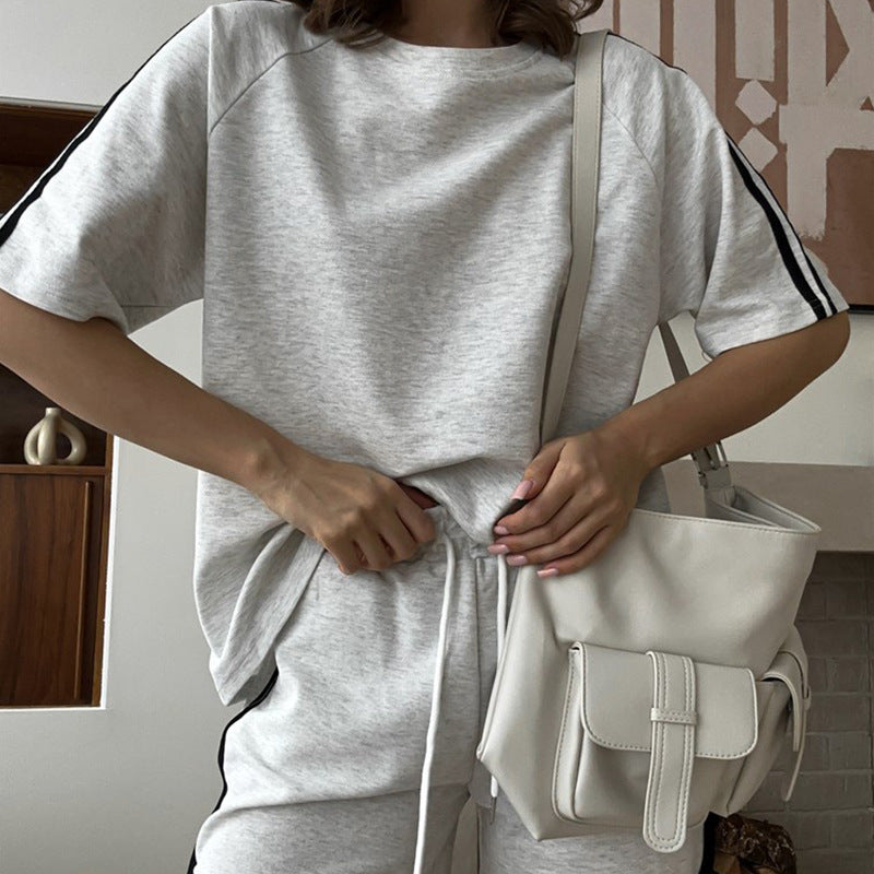 Damen lässiges Kurzarm-Set aus T-Shirt und Shorts mit Kontrastnähten R&B