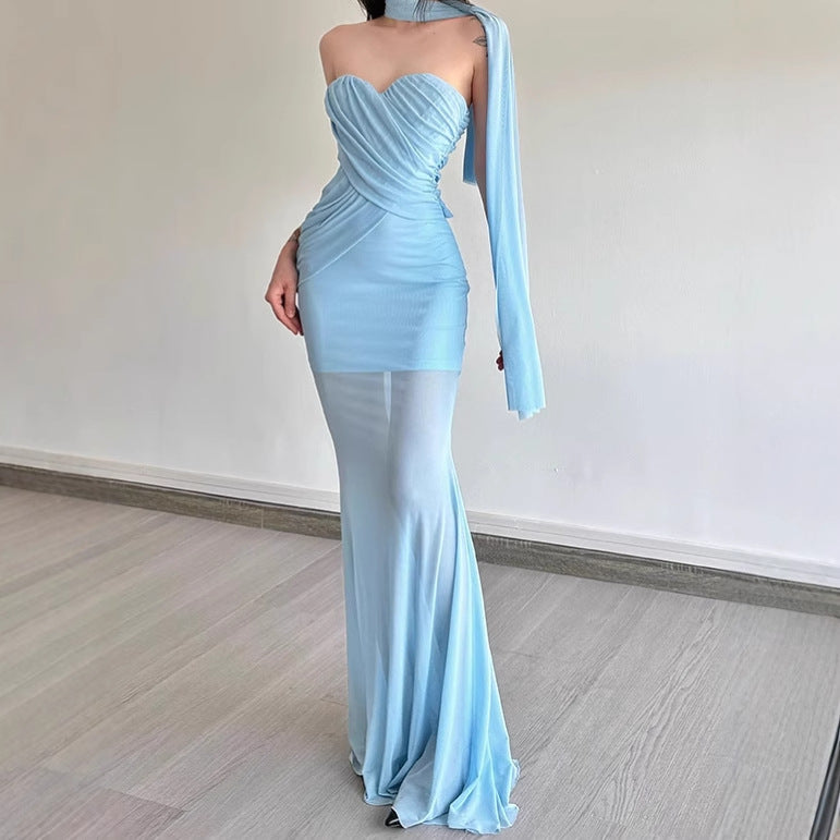 Damen Elegant geschnittenes Maxikleid mit asymmetrischem Ausschnitt und figurformendem Design R&B