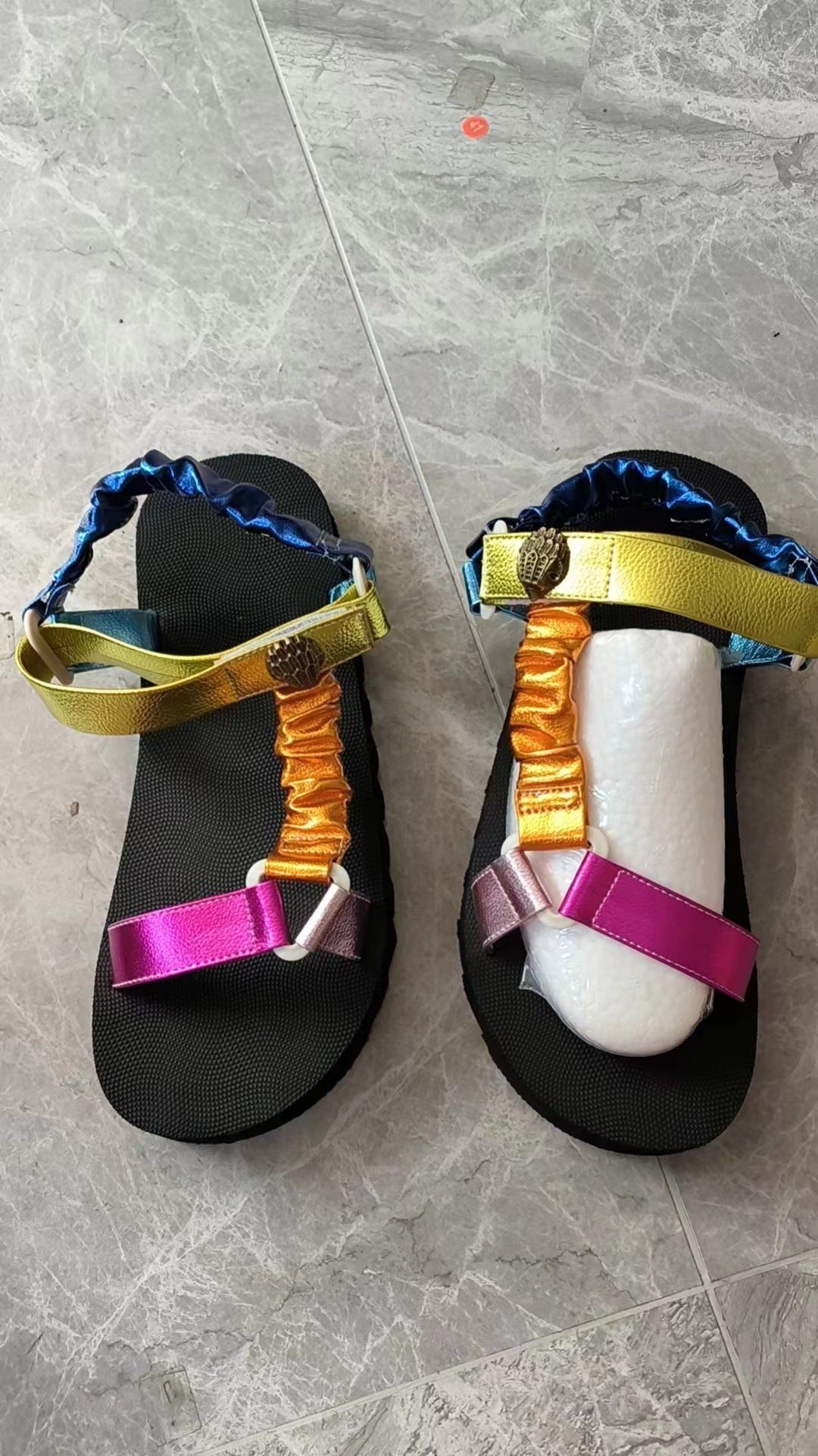 Damen Trendige und bequeme Riemchen-Sandalen mit elastischen Bändern R&B
