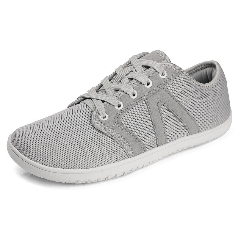 Unisex nan minimalistischer City-Sneaker mit feinmaschigem Textiloberteil, gepolstertem Einstieg und flexibler Gummilaufsohle R&B