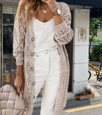 Damen Strickjacke mit kunstvollem Lochmuster und Knopf-Detail R&B