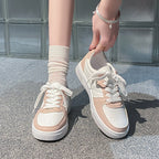 Damen Sportliche Sneakers mit klassischem Schnürsystem und atmungsaktivem Obermaterial R&B