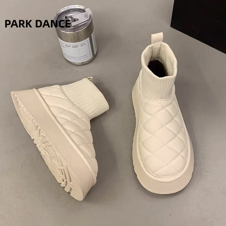 Damen Komfortable und stylische Chunky Slip-On Sneakers mit gestepptem Design