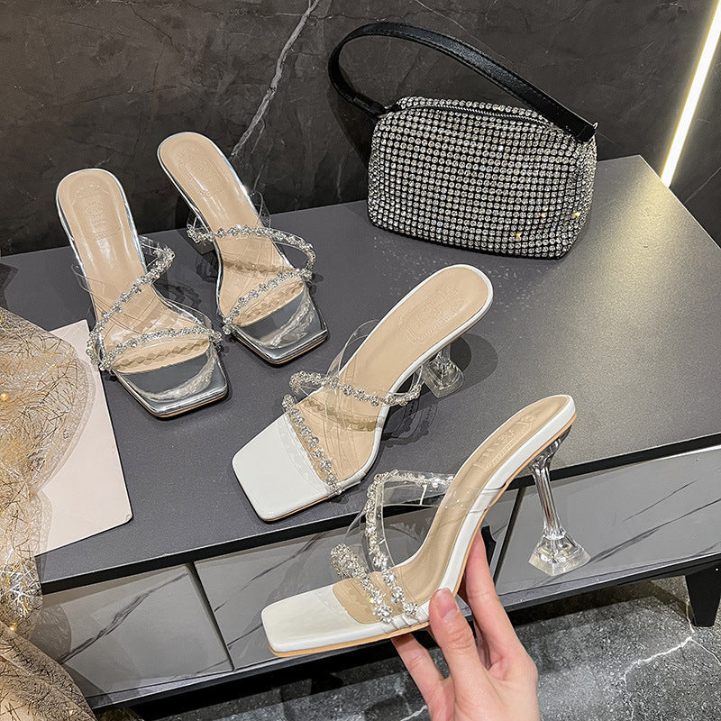 Damen Elegante glänzende Pantoletten mit transparentem Blockabsatz R&B