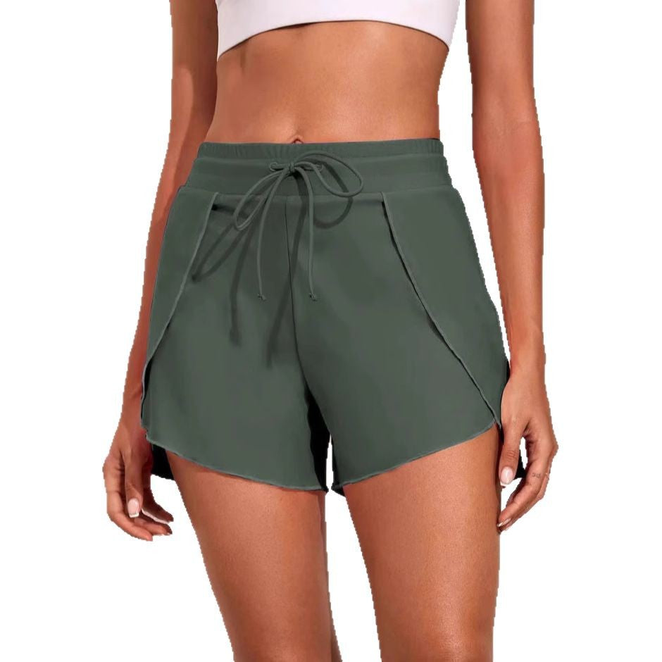 Damen Sportliche Shorts mit innovativen Schnitt und atmungsaktiven Materialien R&B