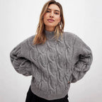 Damen Grobstrickpullover mit einem hohen Kragen und romantischem Zopfdesign R&B