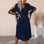 Damen elegantes Wickelkleid mit plissierten Details und Ärmelöffnungen