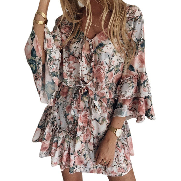 Damen Sommerkleid mit romantischem Blumenmuster und schwingendem Saum R&B