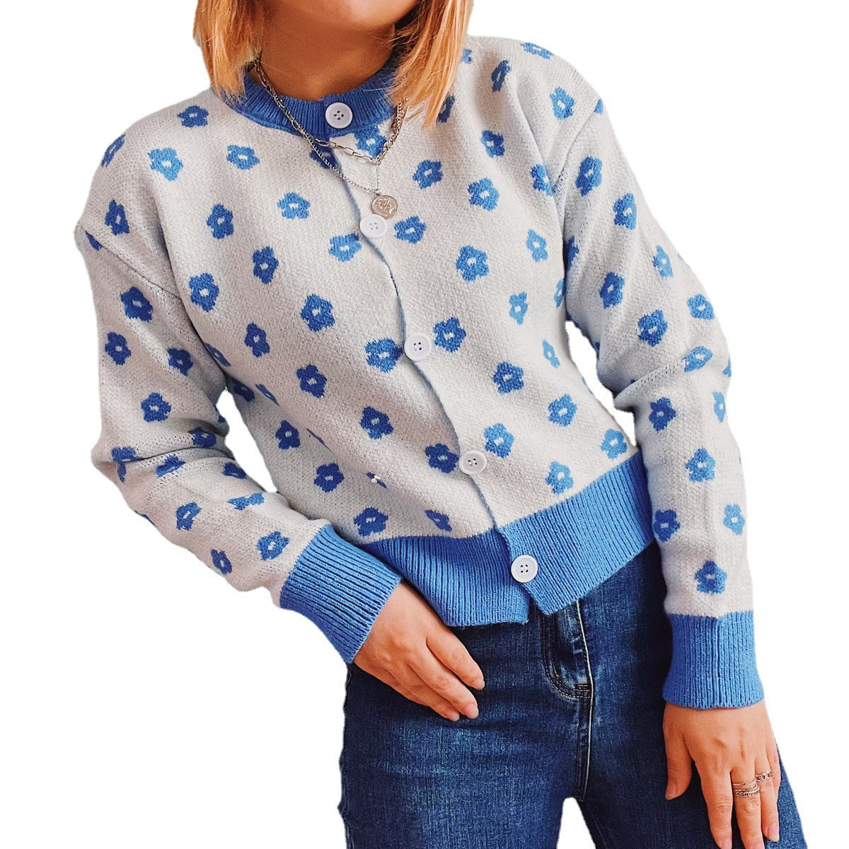 Damen Strickjacke mit floralem Muster und modischen Knopfdetails R&B