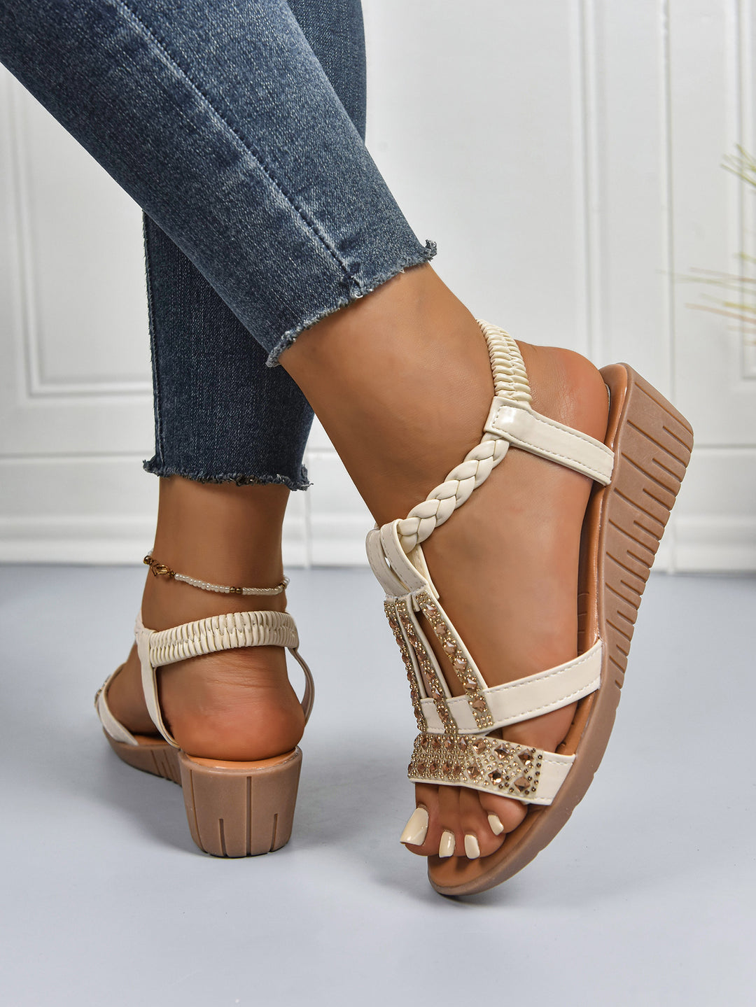 Damen Elegante Sandalen mit modischen Glitzer- und Blumenapplikationen R&B