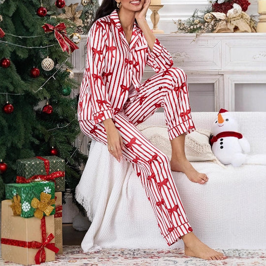 Damen Pyjama mit festlichem Design R&B
