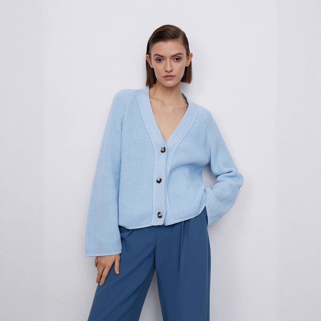 Damen Strickjacke mit großem V-Ausschnitt und Knopfverschluss R&B