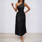 Damen Plissiertes Maxikleid mit asymmetrischem Schnitt und eleganter Drapierung R&B