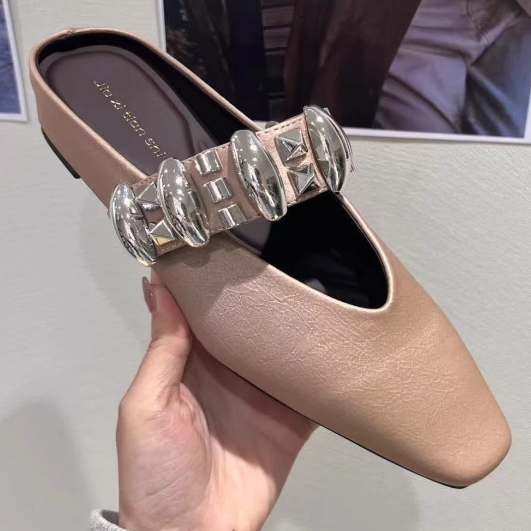 Damen elegante Slipper mit dekorativem Schmuckdetail R&B