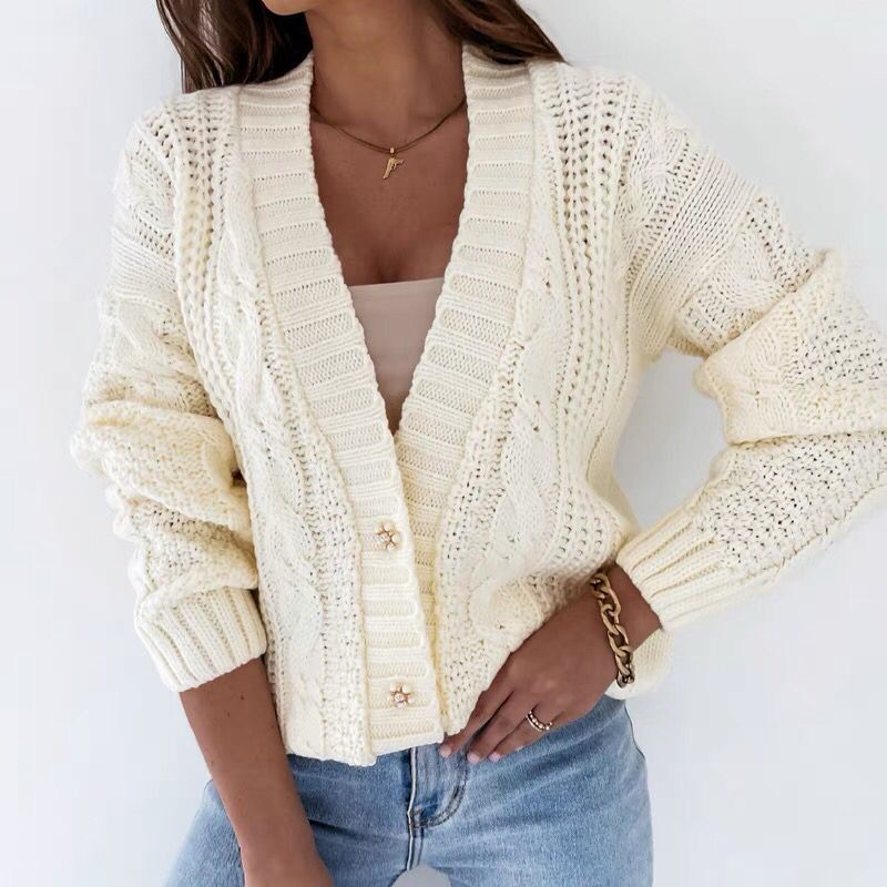 Damen Grobstrickjacke mit modernem Zopfmuster und oversized Schnitt R&B