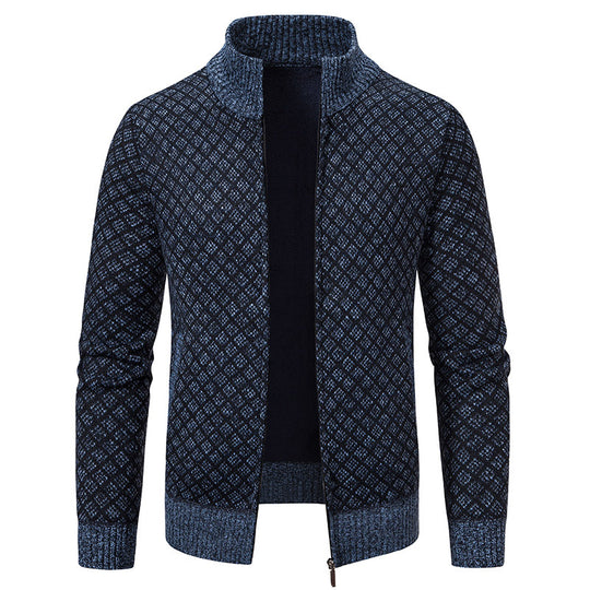 Herren Strickjacke mit modernem Zopfmuster und hohem Kragen R&B