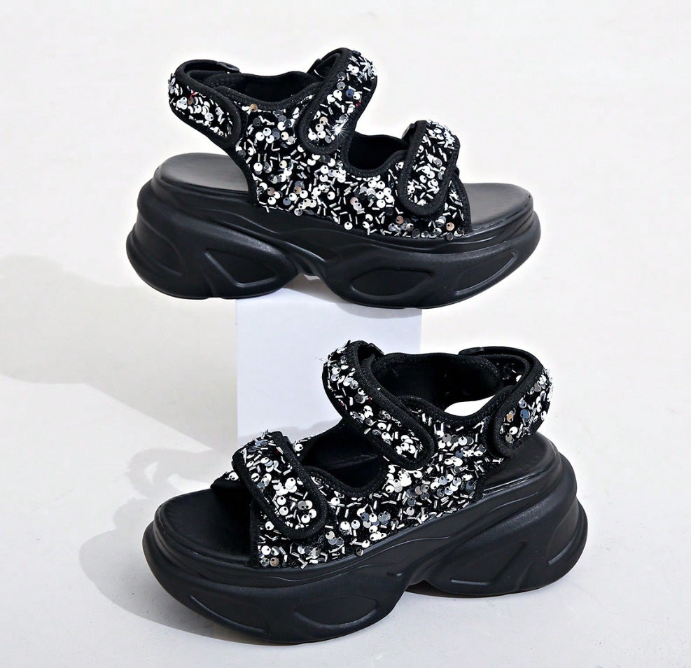 Damen Glamouröse Plateau-Sandalen mit verstellbaren Riemen und funkelnden Applikationen R&B