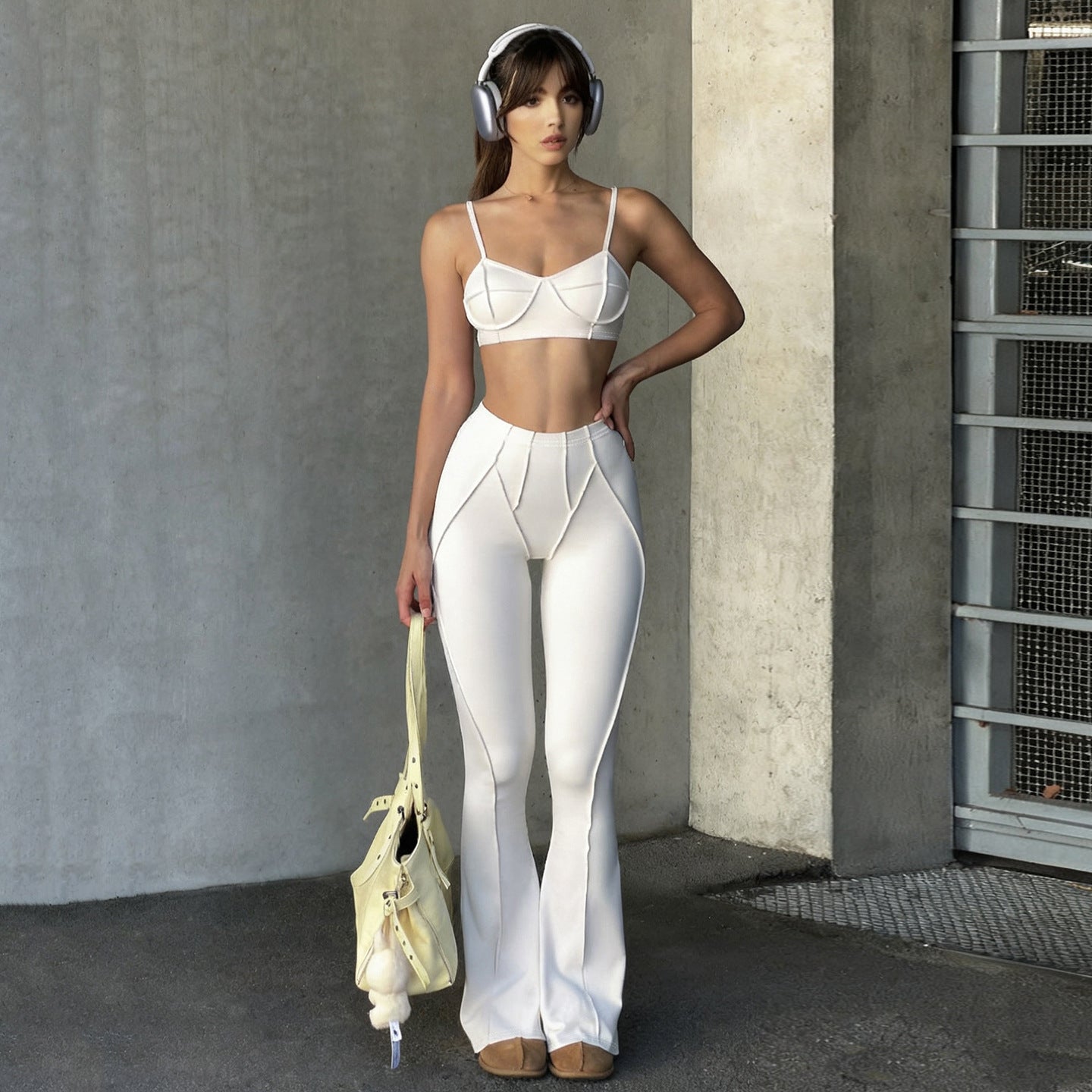 Damen Modische Flared Pants aus innovativem Stretch-Material R&B