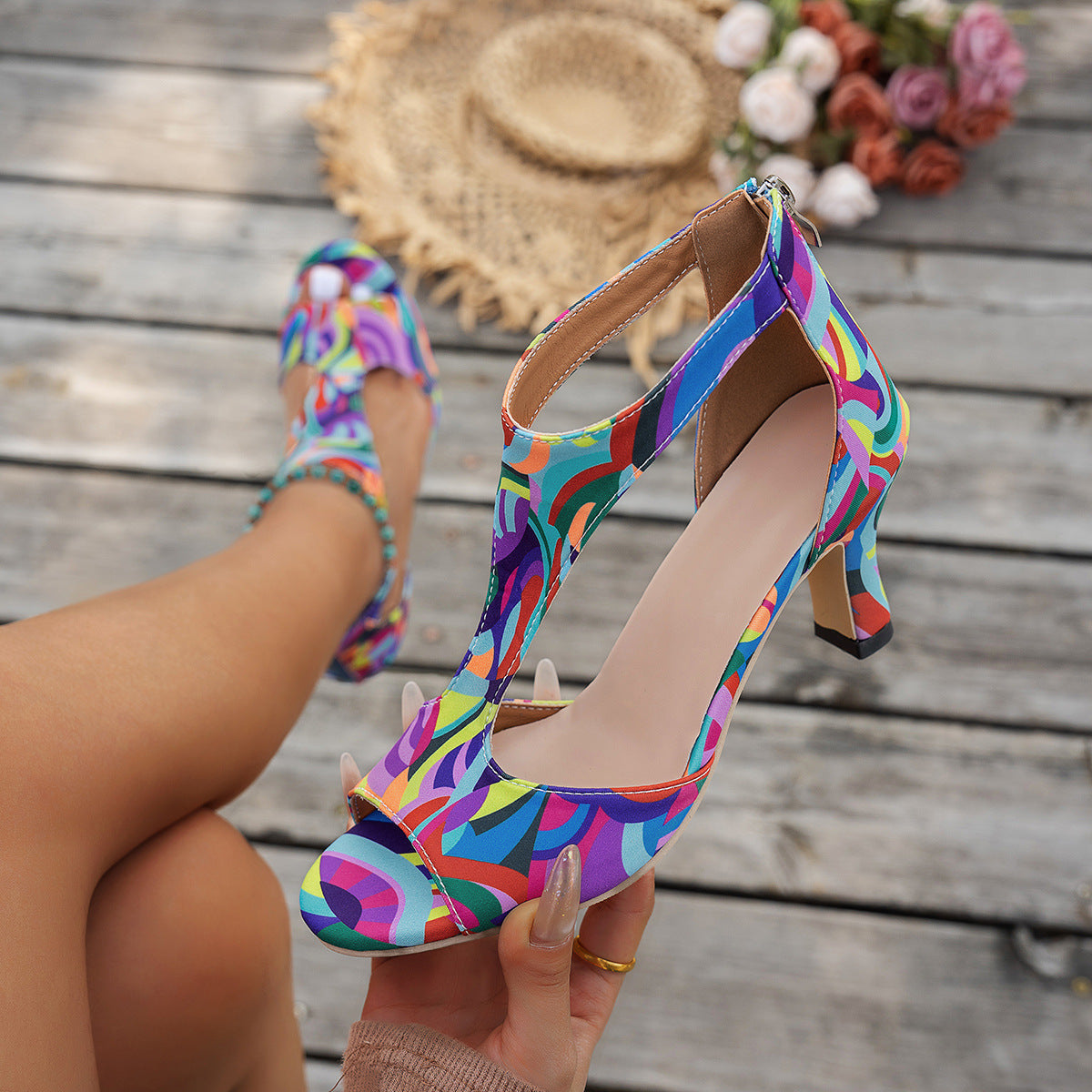 Damen High Heel Sandalen mit modischem Fußdurchblick und buntem Design R&B