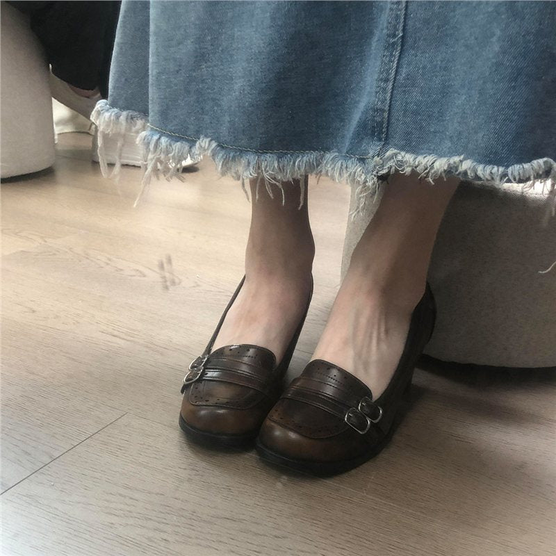 Damen elegante Pumps mit dekorativem Riemchen