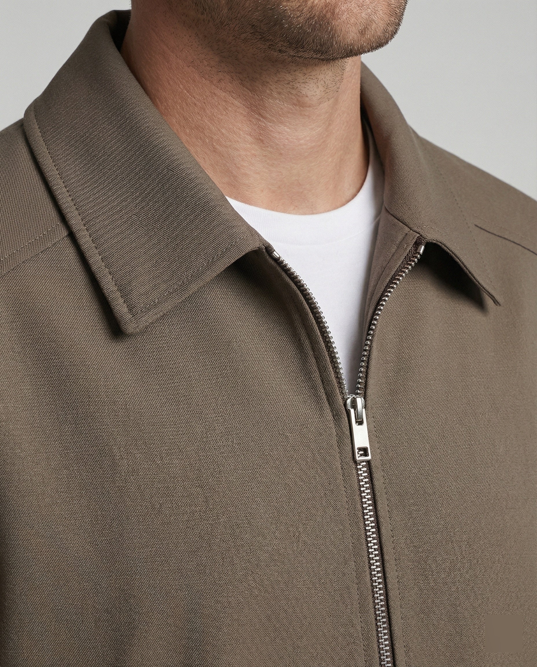 Herren Oversize-Blouson mit Hemdkragen, durchgehendem Reißverschluss und seitlichen Eingrifftaschen R&B