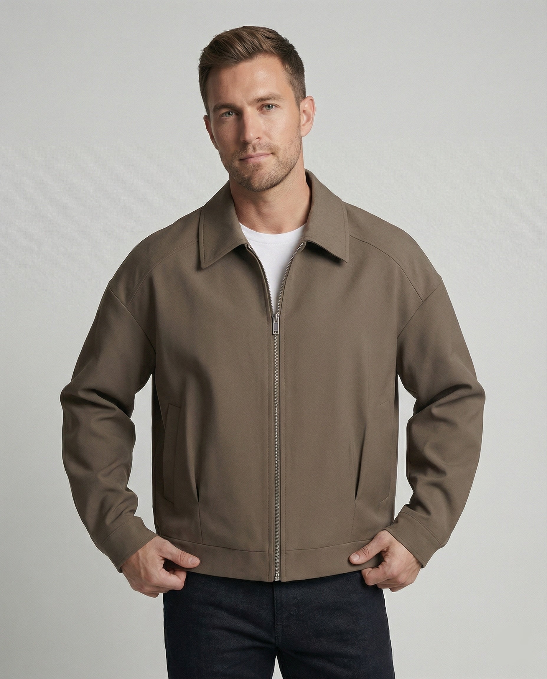 Herren Oversize-Blouson mit Hemdkragen, durchgehendem Reißverschluss und seitlichen Eingrifftaschen R&B