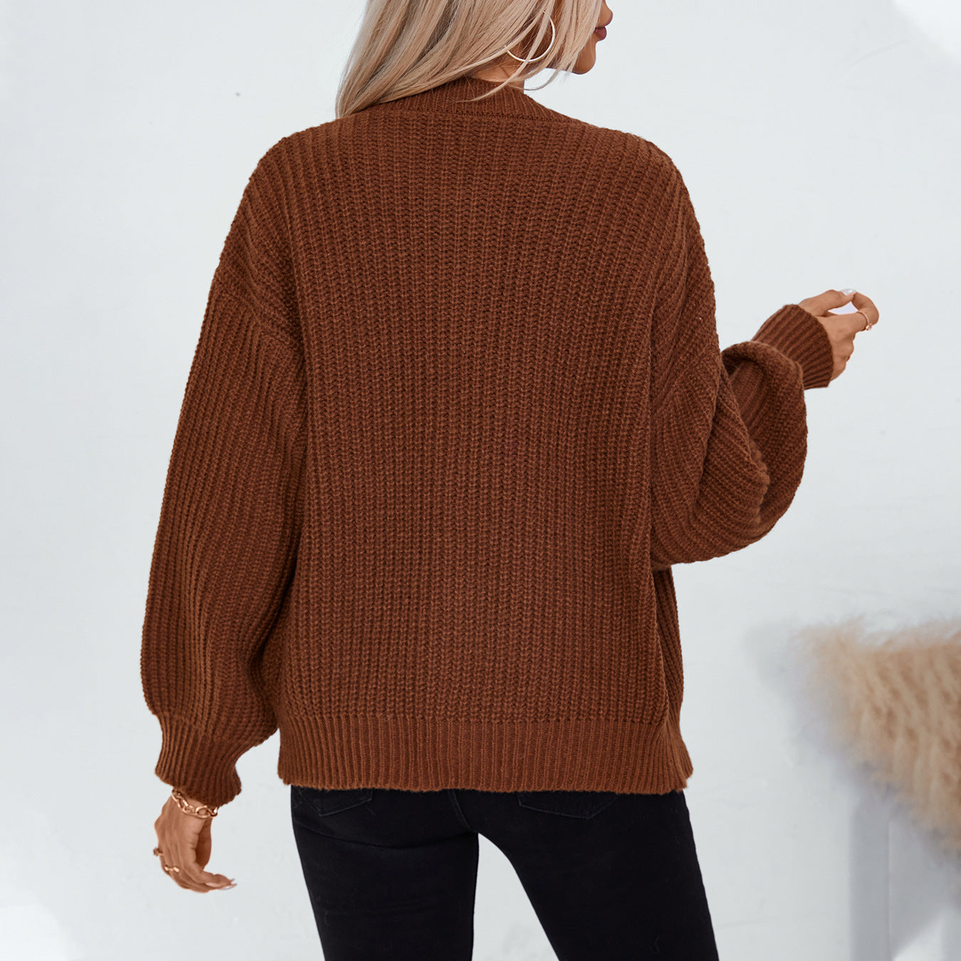 Damen gemütliche Strickjacke mit großen Knöpfen und lässigem Schnitt