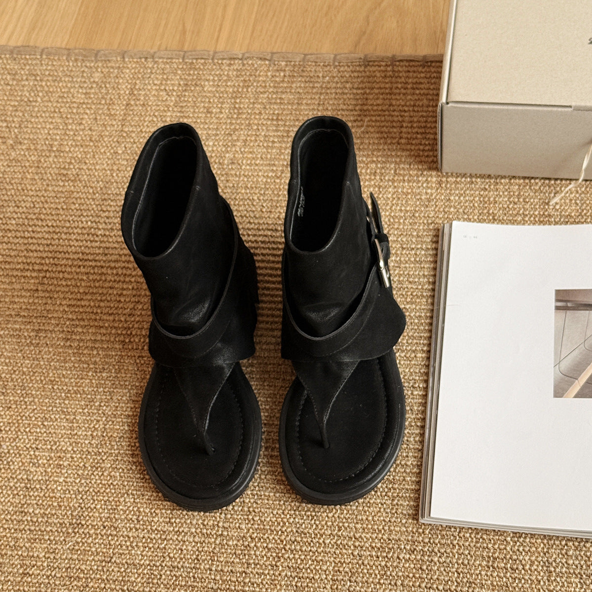 Damen Offene Stiefel mit modischem Fransen-Design und komfortabler Schnalle