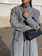 Damen elegante Oversize-Jacke mit hohem Kragen und strukturierten Ärmeln R&B