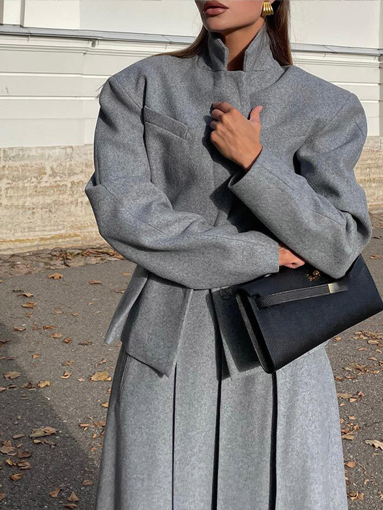 Damen elegante Oversize-Jacke mit hohem Kragen und strukturierten Ärmeln R&B